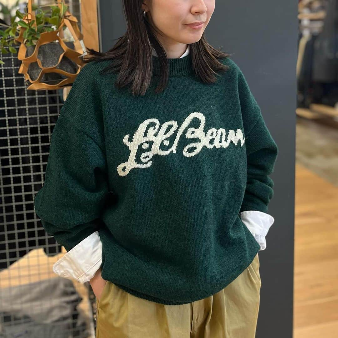 SUNDAY MOUNTAINさんのインスタグラム写真 - (SUNDAY MOUNTAINInstagram)「・ 【NEW ARRIVAL】  L.L.Beanから 秋口にぴったりなセーター入荷しました。  ▶︎L.L. Bean ・Woolwich Sweater Script Logo  •  Woolwich Sweater Beans bear 　¥24,200 ・Wayne Washable Sweater Birds-Eye 　¥16,500  在庫状況については、店頭またはDMにてお問い合わせください。  #thegate  #sundaymountain #llbean  #エルエルビーン」10月14日 18時26分 - sundaymountain