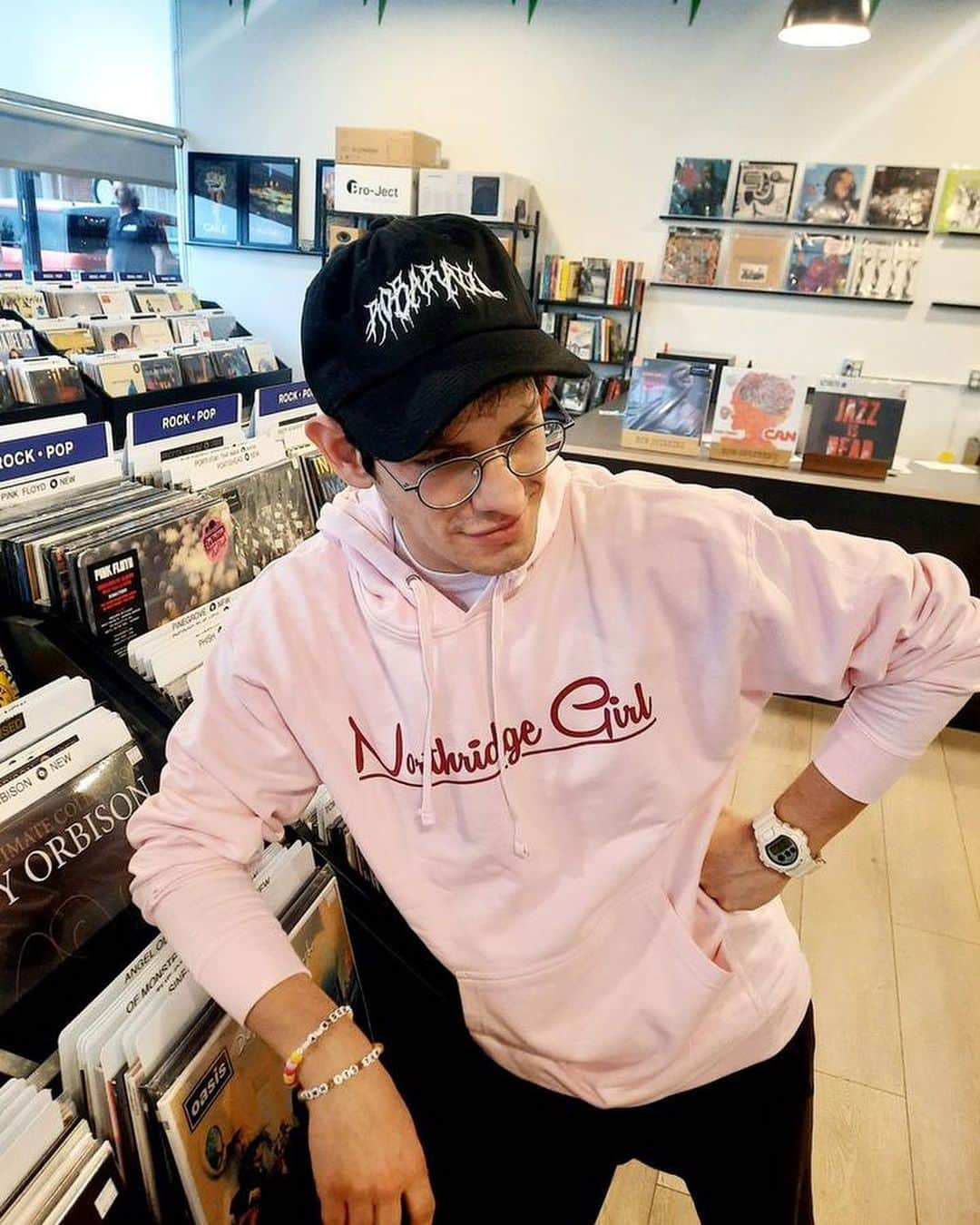 マット・ベネットのインスタグラム：「Hats and hoodies! We’ve got hats and hoodies! Pick up your Robarazzi hat and Northridge Girl hoodies at @party101la! On the road now!」