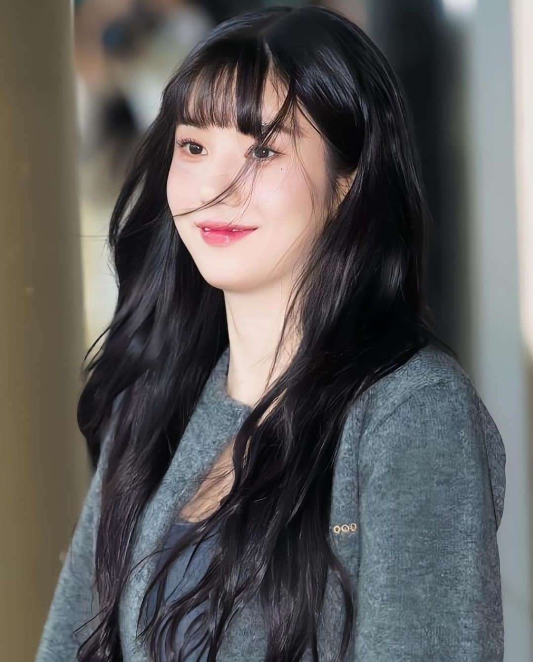 クォン・ウンビさんのインスタグラム写真 - (クォン・ウンビInstagram)「#EUNBI at Gimpo airport heading to Japan  ~ take care and don’t get sick again 🥺 #KWONEUNBI #권은비  #ウンビ #權恩」10月14日 10時30分 - kwoneunbi