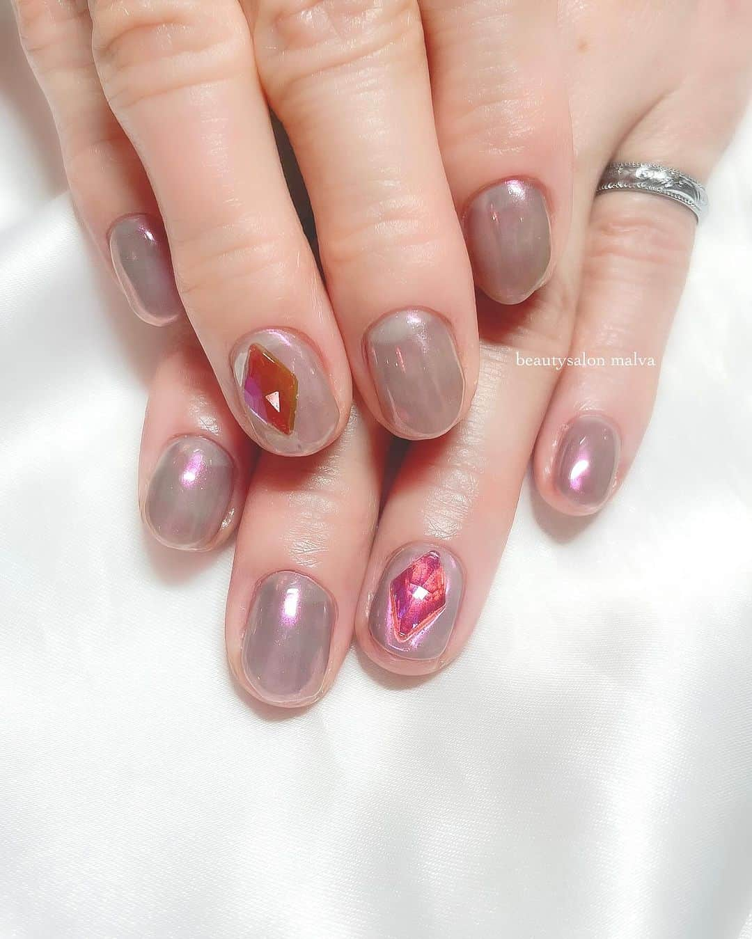 nailsalon malva（ネイルサロンマルヴァ）のインスタグラム