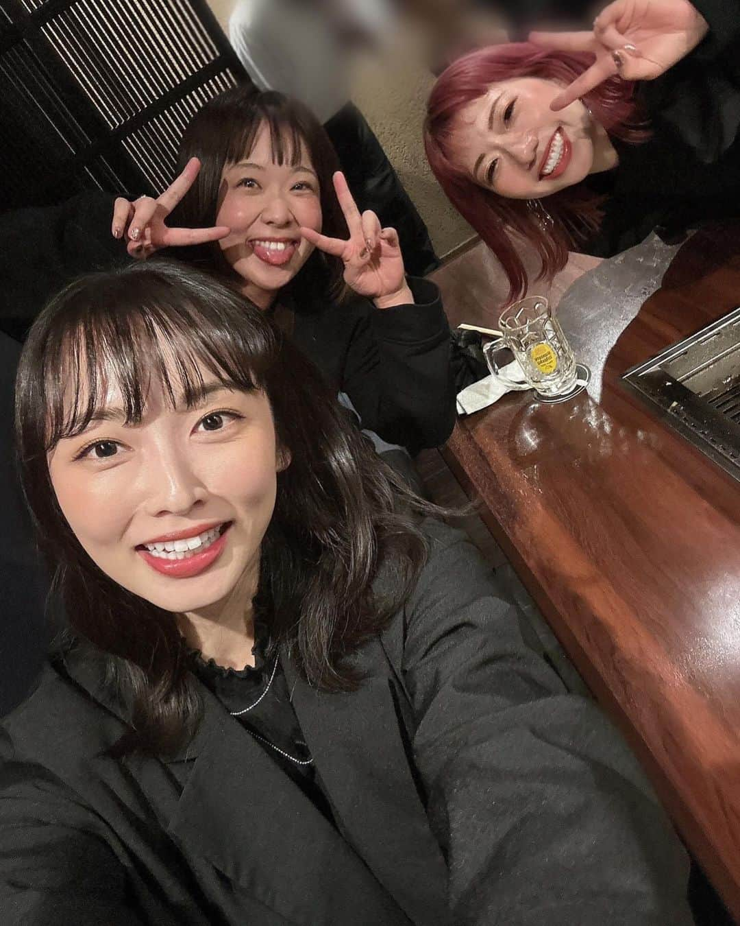 須藤茉麻さんのインスタグラム写真 - (須藤茉麻Instagram)「.  終始楽しい会🍻  2人と出逢えたことに改めて感謝した1日😌✨  リフレッシュって大事。 笑うって大事。  また集まろう☺️  #ミュージカルサニー  #どれもいい写真  #ほろ酔いのあかねちんが #めっちゃ褒めてくる笑  #さきさんとは翌日も会った #コナンと茉麻」10月14日 11時25分 - maasa_sudo