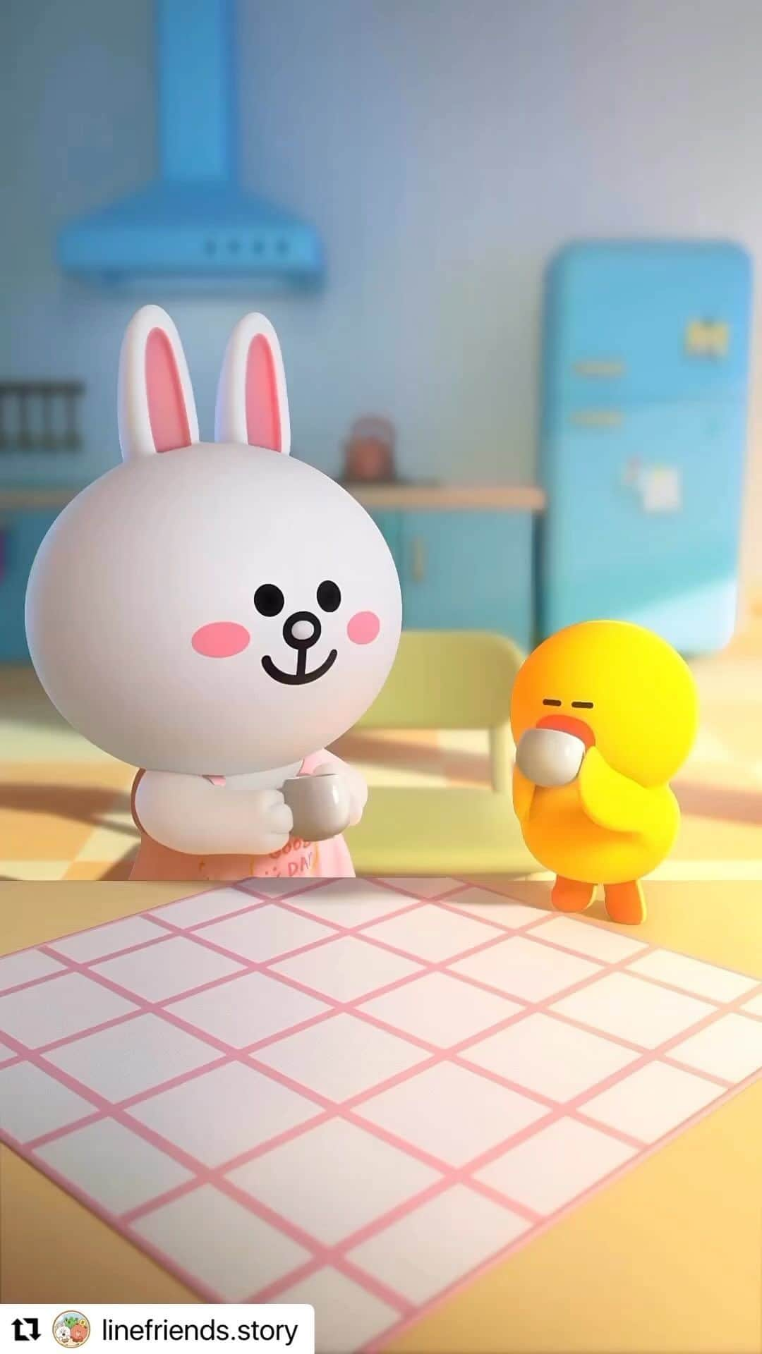 LINE FRIENDSのインスタグラム：「CONY and SALLY are making tanghulu! What's your favorite tanghulu? Comment below 💕  #Repost @linefriends.story with @use.repost ・・・ 🐰 Finally made it! You’re in for a treat Brown!  드디어 성공! 브라운~ 기대해! 🐻❤️🐰❤️🥞🐻❤️🐰❤️🥞 ついに成功！ブラウン~楽しみにしてて! 終於成功了！熊大，好好期待吧~  #STORYOFLINEFRIENDS #Cookbang_Cony」