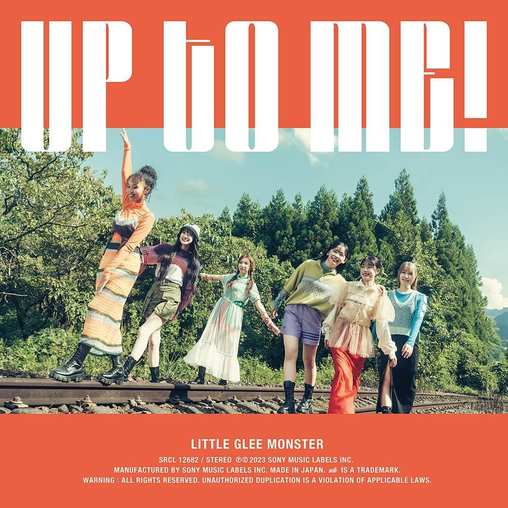 Little Glee Monsterさんのインスタグラム写真 - (Little Glee MonsterInstagram)「Little Glee Monster11月23日リリースのニューシングル「UP TO ME!」のアートワーク＆収録内容公開💿  M1.UP TO ME! （TVアニメ『七つの大罪 黙示録の四騎士』オープニングテーマ） M2.CELEBRATE （高校対抗eスポーツ全国大会「Stage:0」コラボレーションソング） M3.未定 M4.（初回・通常盤）UP TO ME! -Lead Off ver.- / （期間盤）UP TO ME! -TV Size-   ※BDには「Little Glee Monster リトグリ CLUB 限定 LIVE “Fanfare” 0」から下記7曲を収録 1.青い風に吹かれて 2.Baby Baby 3.Million Miles 4.I BELIEVE 5.Gift 6.いつかこの涙が 7.だから、ひとりじゃない  「UP TO ME!」は10月15日より先行配信スタート▶️  #リトグリ #黙示録の四騎士 #七つの大罪」10月14日 12時02分 - littlegleemonster_official