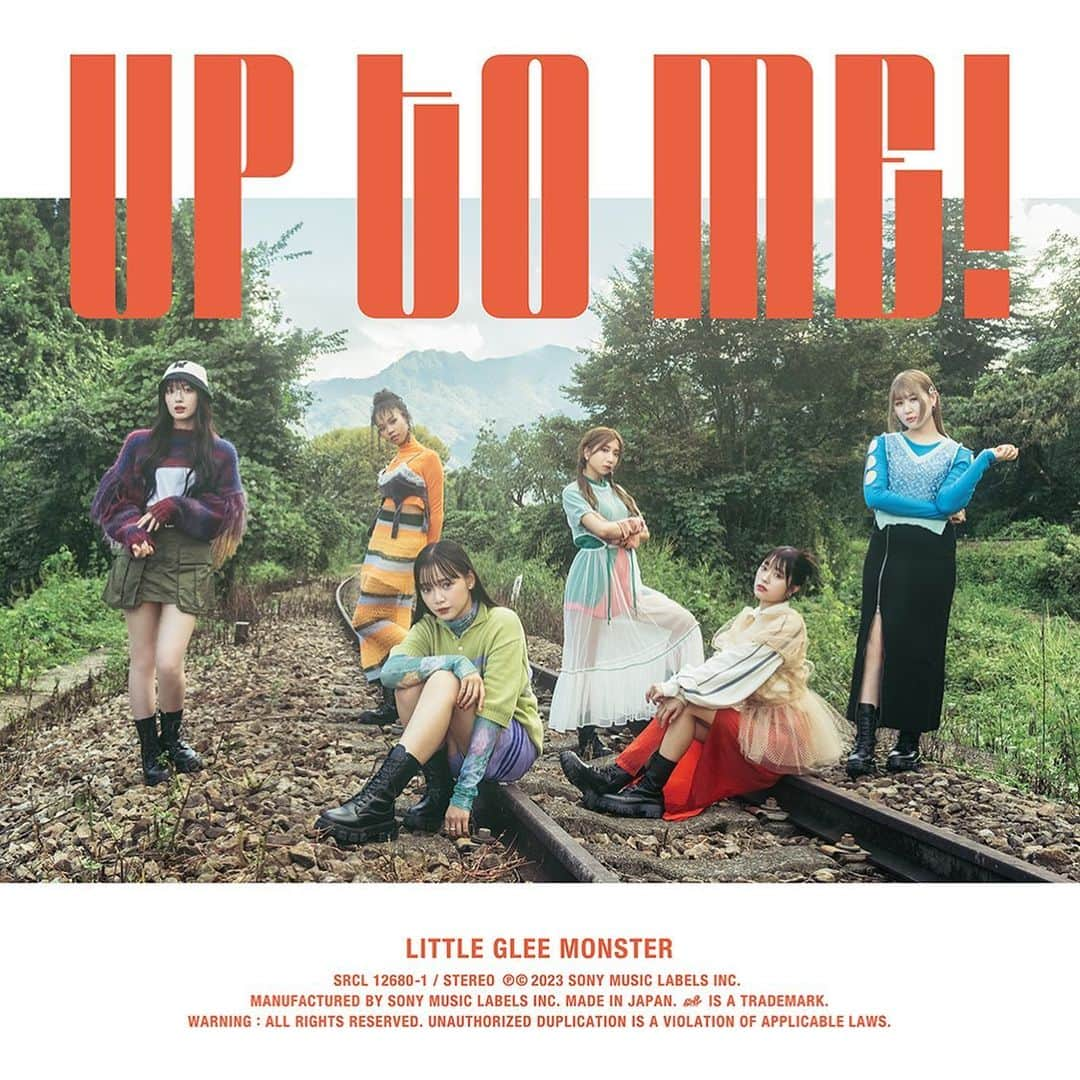 Little Glee Monsterのインスタグラム：「Little Glee Monster11月23日リリースのニューシングル「UP TO ME!」のアートワーク＆収録内容公開💿  M1.UP TO ME! （TVアニメ『七つの大罪 黙示録の四騎士』オープニングテーマ） M2.CELEBRATE （高校対抗eスポーツ全国大会「Stage:0」コラボレーションソング） M3.未定 M4.（初回・通常盤）UP TO ME! -Lead Off ver.- / （期間盤）UP TO ME! -TV Size-   ※BDには「Little Glee Monster リトグリ CLUB 限定 LIVE “Fanfare” 0」から下記7曲を収録 1.青い風に吹かれて 2.Baby Baby 3.Million Miles 4.I BELIEVE 5.Gift 6.いつかこの涙が 7.だから、ひとりじゃない  「UP TO ME!」は10月15日より先行配信スタート▶️  #リトグリ #黙示録の四騎士 #七つの大罪」