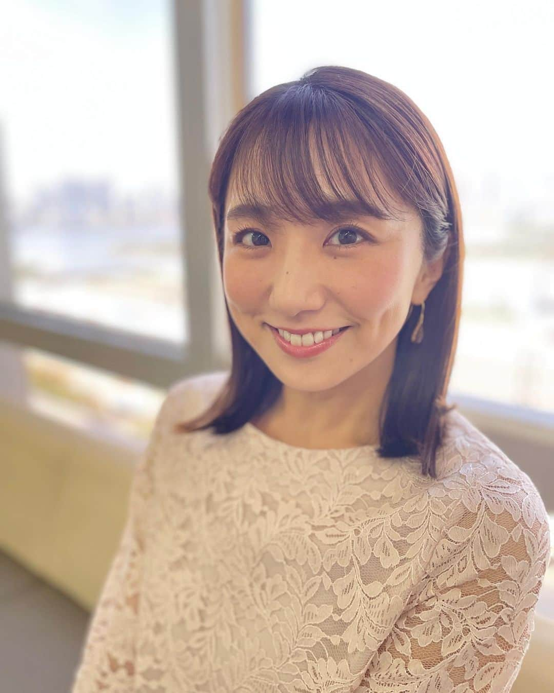 フジテレビ「Live News days」さんのインスタグラム写真 - (フジテレビ「Live News days」Instagram)「気持ちのいい青空が広がっていますが、あすは午前中を中心に関東では雨となる予報。 気温もぐっと下がってきました。  体調管理にお気をつけくださいね。  #FNNプライムオンライン #livenewsdays #ニュース #斉藤舞子 #島田彩夏 #安宅晃樹 #立本信吾 #竹内友佳 #松村未央 #アナウンサー」10月14日 12時09分 - live_news_days