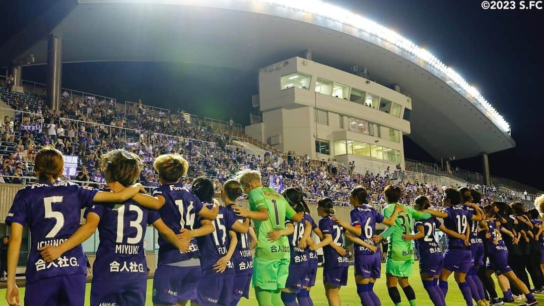 近賀ゆかりのインスタグラム：「WEリーグカップ FINAL  🆚 @albirex_niigata_ladies  🏟️ 等々力陸上競技場 1 6 : 0 0 KICKOFF   #共闘」