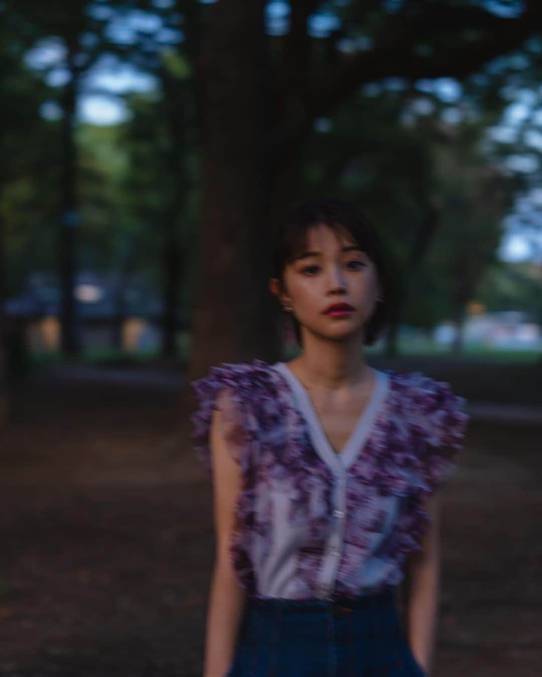 JU!iEさんのインスタグラム写真 - (JU!iEInstagram)「ENCOUTER MAGAZINE #君と歩く1キロメートル  I had a blast shooting with @take1official  We walked around Tokyo’s Uguisudani area, and those photos just came along! Thanks to the fantastic teamwork🙏  Photo by: @take1official  Make-up: @moeka__hairmake  Styling: @eiji.stylist  Special thanks: ライフ　カフェ #君と1キロ」10月14日 13時42分 - julie_official6881