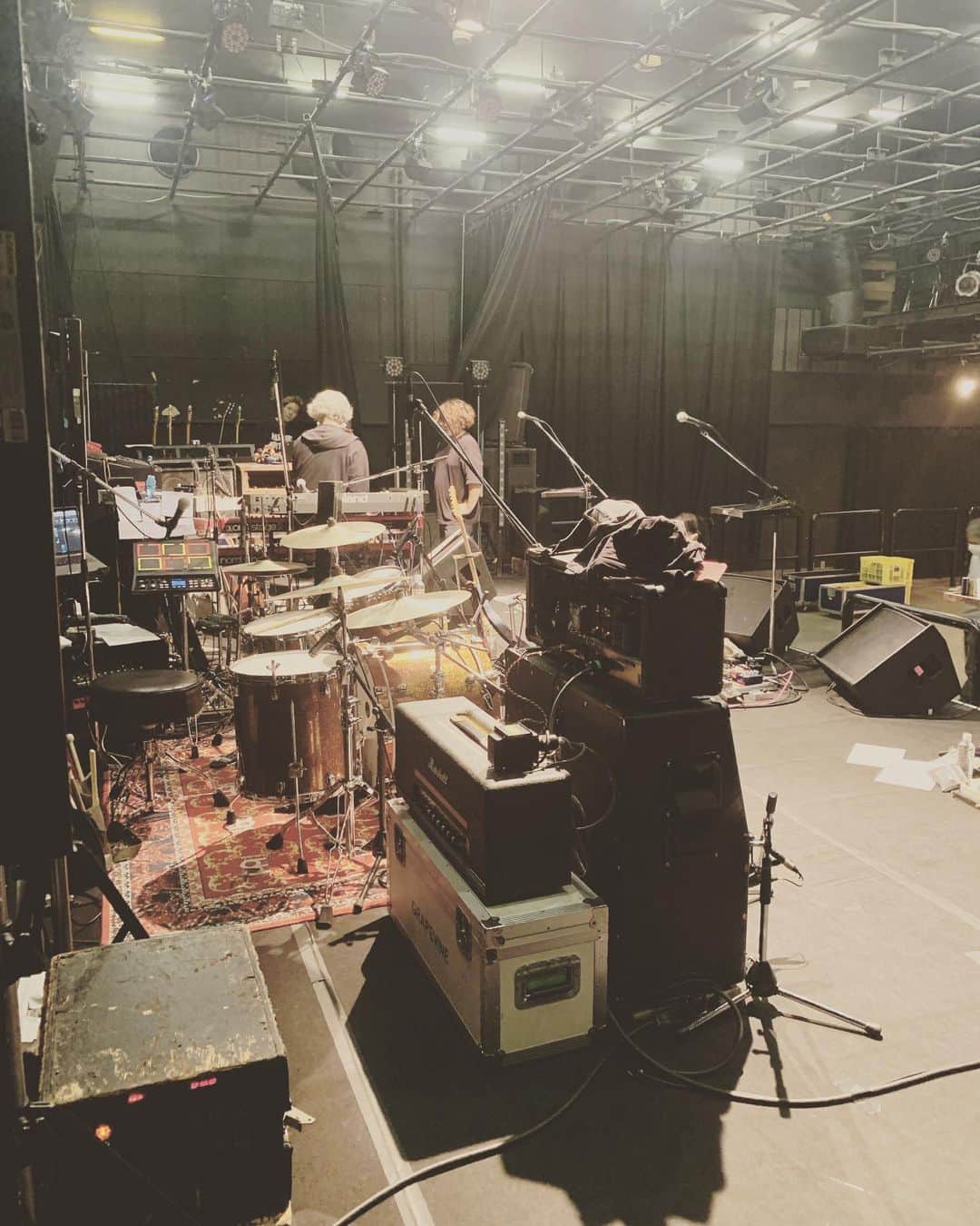 亀井亨のインスタグラム：「ツアー3本目新潟です。  #タレかつ丼」