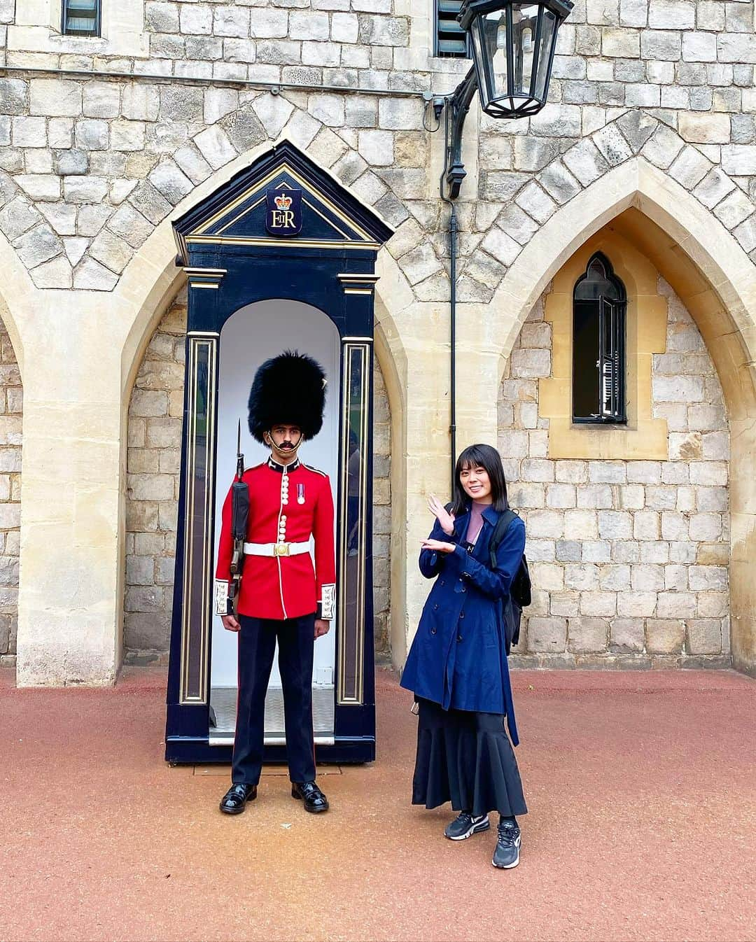 シュアン（施鈺萱）さんのインスタグラム写真 - (シュアン（施鈺萱）Instagram)「🇬🇧 11+1天的英國倫敦、愛丁堡 謝謝月華跟Sherry的照顧💓 好喜歡這個地方，充滿歷史與藝術🎨一定還會再回來的🥰 邁向下個旅程✈️  11+1日のイギリス🇬🇧ロンドン、エディンバラ🏰 ハンナちゃんとSherryさんにめっちゃお世話になりました🥰 素敵な場所だったなー歴史とアートの国💓 絶対また遊びに来る🫶 次行ってきます✈️  #UK #ロンドン旅行 #london #edinburgh #エディンバラ」10月14日 14時19分 - ts_hsuan