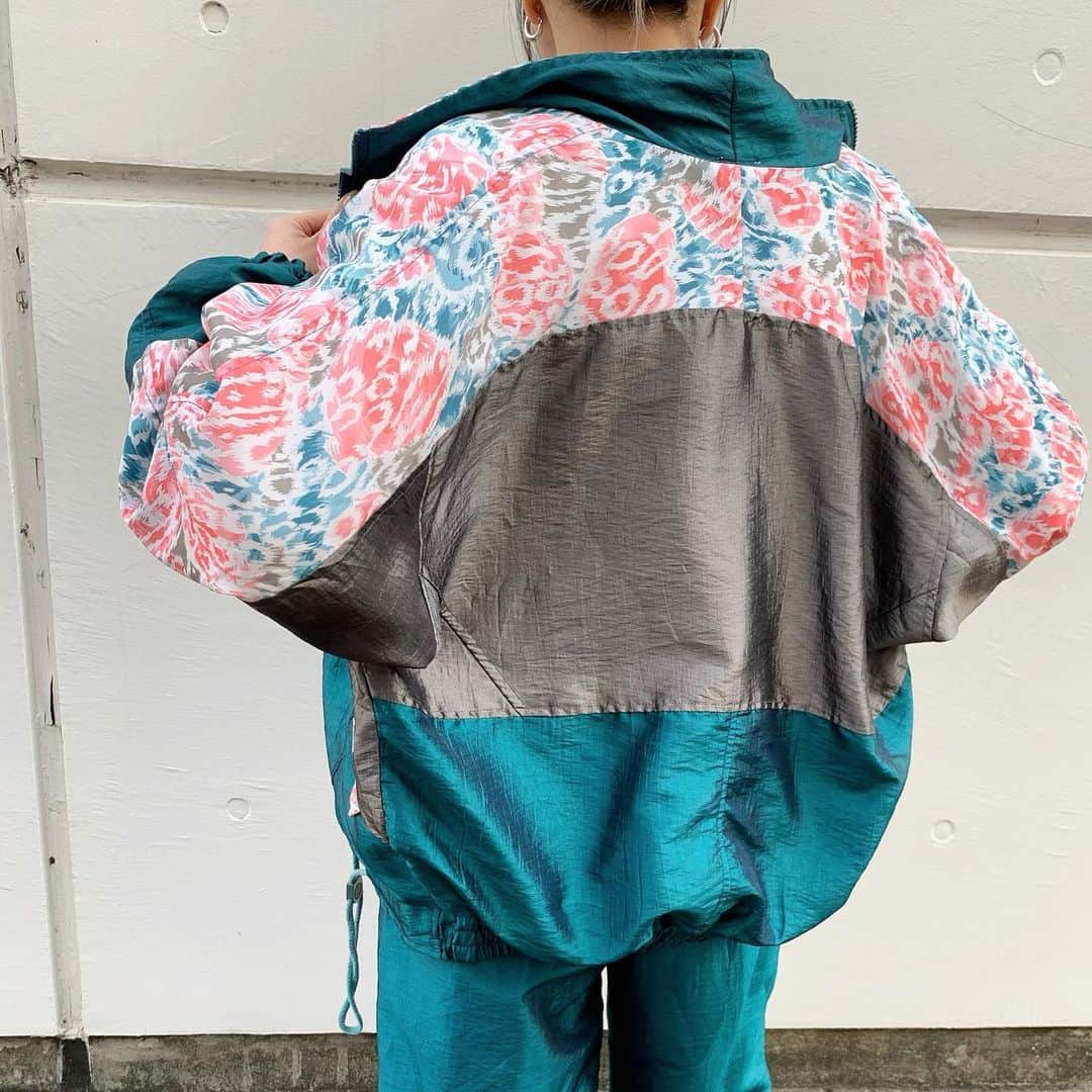 birthdeathのインスタグラム：「New Arrivals  80's Metallic nylon track jacket  80's Metallic nylon track pants  #birthdeath #vintage」