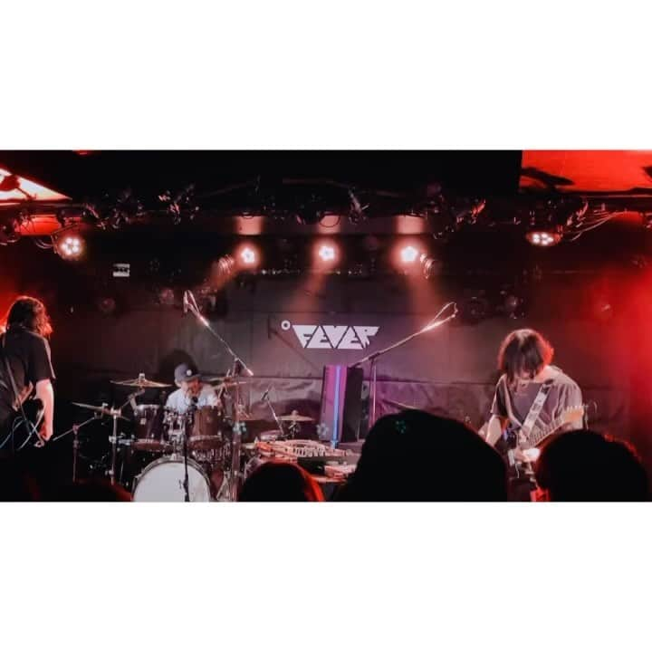 フルカワミキのインスタグラム：「Re:Precouscious/前意識について feat. Takashi Numazawa !!!  Takashi Numazawa (drums) Takashi Kashikura (drums) Koji Nakamura (guitar & Syn) Kentaro Nakao (bass)  最の高。至の高。  病になる気など一切しない。  小学生の遊び倒したピュアな日記のように、 面白くて楽しかったです！　と、簡潔な気持ち。  世代を超えてクリエイティブに音が重ね合うという行為は、重要で価値深いことと思。  申し合わせがないのに、一瞬ピタっと時が止まるブレイク キレッキレのハットの使い分けにキックの鳴らし分け…  ROCK・dance・avant-garde…会場移動していないのに全部本物くるじゃないですか、しかもクリエイティブに。  運動不足の私の身体も勝手に動かされ。 腑に落ちまくり👏  普段「〜べき」という使い方は気を付けるのですが、  体感すべき、と思。  なので、音楽家達も楽しいと伝わる最後の部分の一瞬を。」