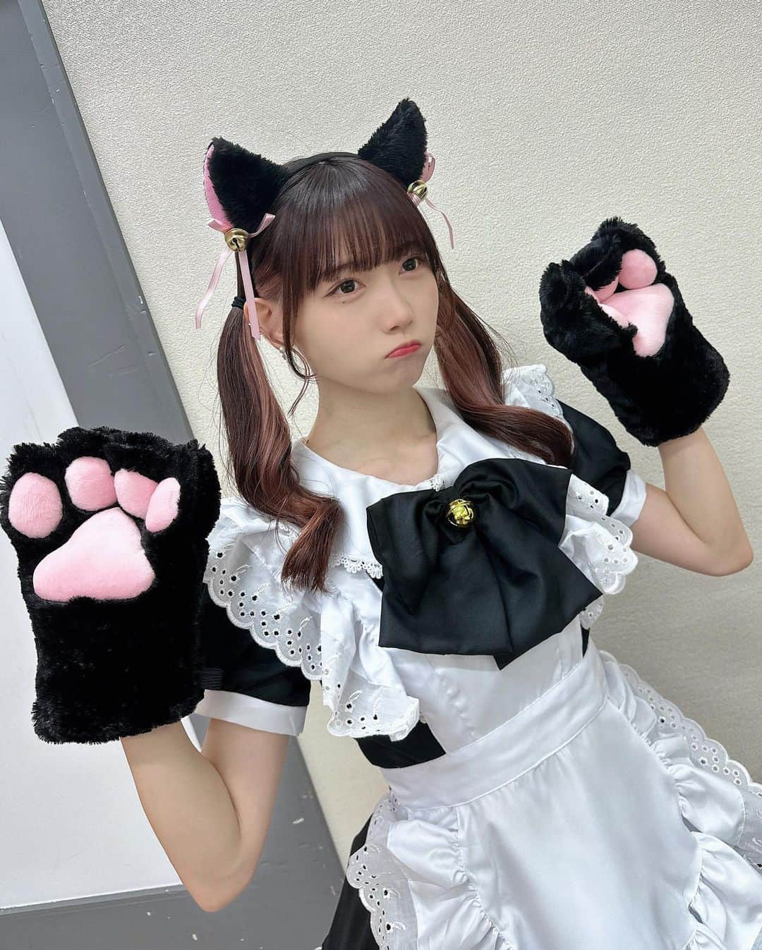 来栖りんさんのインスタグラム写真 - (来栖りんInstagram)「🐈‍⬛」10月14日 16時17分 - ringring_rin