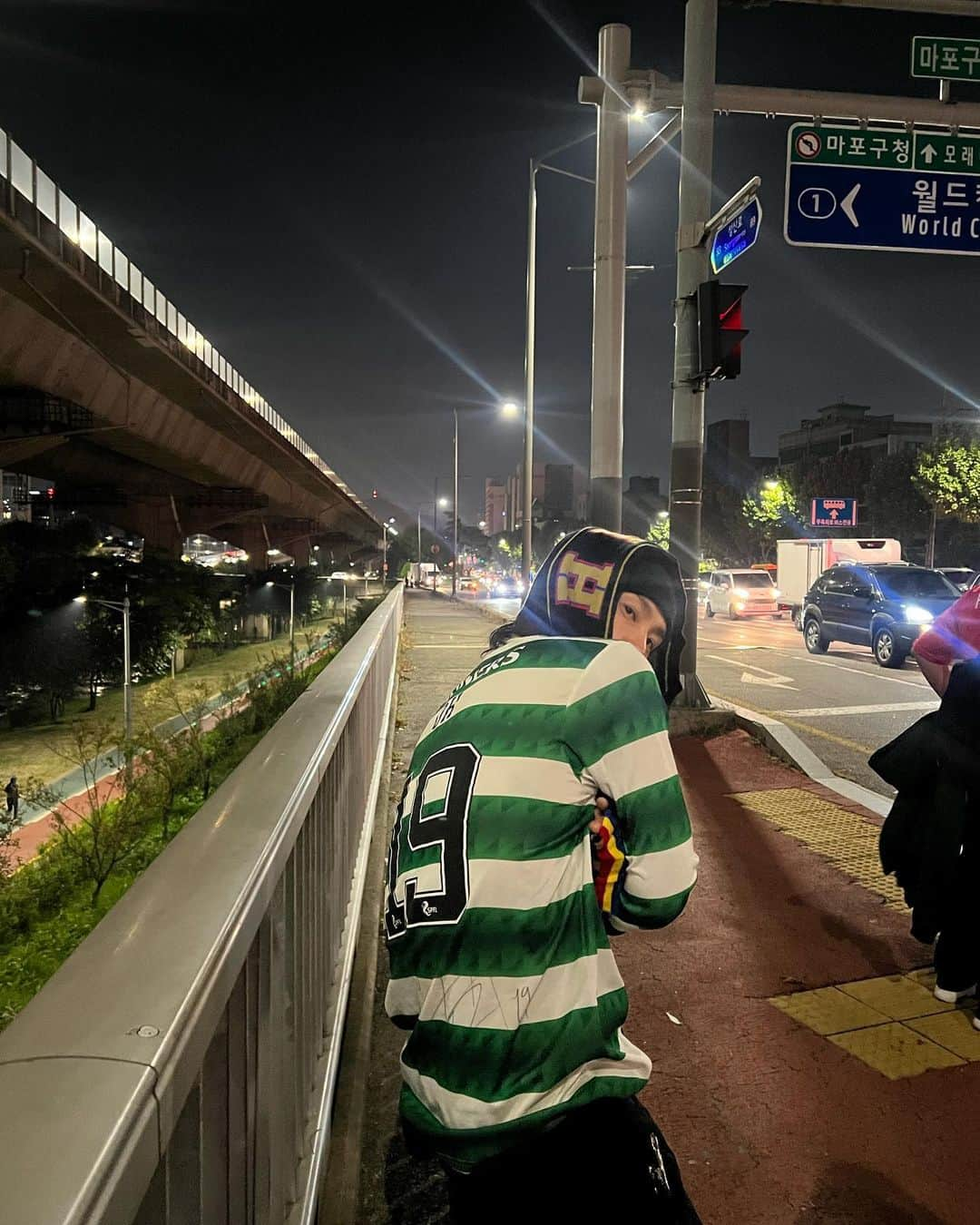 クォン・ヨンドンのインスタグラム：「축구만세🇰🇷👹💚」