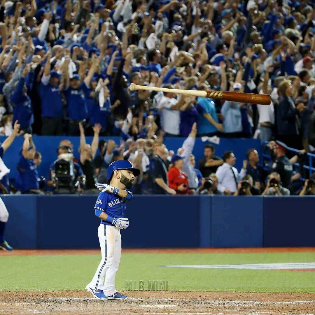 ホセ・バティスタさんのインスタグラム写真 - (ホセ・バティスタInstagram)「8 years ago today… 😤🤯」10月15日 3時00分 - joeybats19