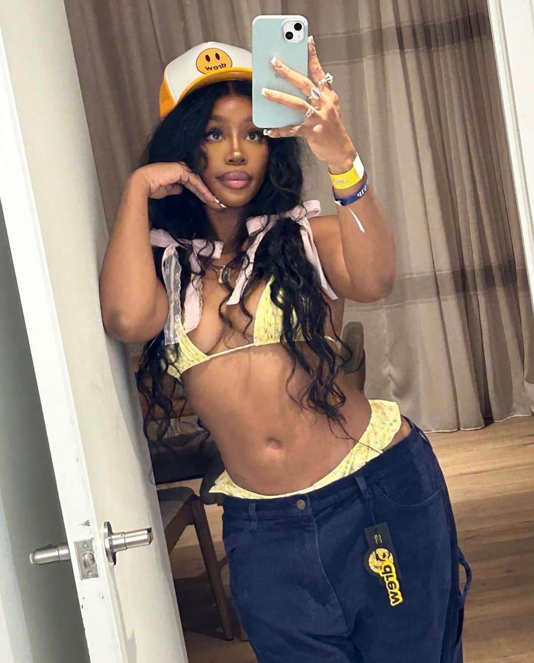 FRANKIES BIKINISのインスタグラム：「@sza in Paradise Cove」