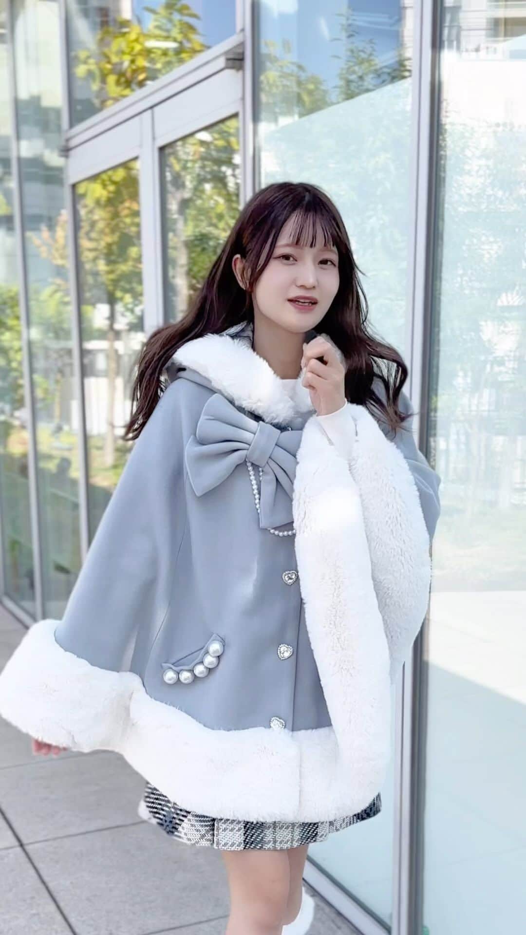 眞白ありすのインスタグラム：「まじで脱いだら凄くないですか？多分ギャップ萌えです　  #冬コーデ #秋コーデ　#量産型コーデ」