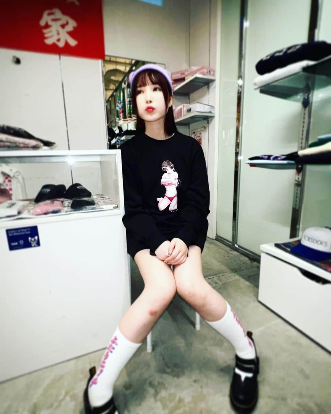 DINO（ディノ）のインスタグラム：「📢お知らせ📢 💎香水じゅんちゃん💎 S◯XSOCKS1日店長します🍁 10月14日(土)16時より MAGNET by SHIBUYA109 5階です‼️ 商品購入特典もありますので是非お越しください🍁 @jun_kasui_  @soxsocks_tokyo  #香水じゅん #SOX SOCKS #オフショット #渋谷撮影 #magnet #1日店長 #じゅんちゃんがセレクト #店長にプレゼントも出来ます #じゅんちゃん店長が待ってますよ #20時まで #是非お越しください #DINO #総合プロダクションdino  #女優募集中」