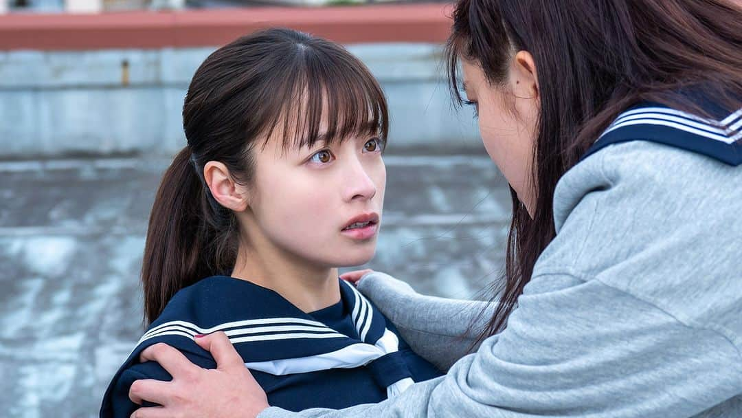 Netflix Japanさんのインスタグラム写真 - (Netflix JapanInstagram)「◆配信開始 『インフルエンス』（日本）  #橋本環奈、#葵わかな、#吉川愛 出演。  殺人事件に関わった3人の女子高生たちは、秘密と嘘を重ねて真実を闇に葬り去る。 しかし彼女たちは互いを守るため新たな殺人に手を染める。抜け出せない連鎖に引き摺り込まれてゆく。  #インフルエンス #drama #japanesedrama  #ネトフリ #ネットフリックス #netflix」10月14日 19時10分 - netflixjp