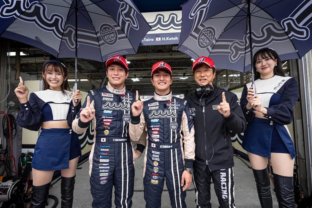 後藤佑紀さんのインスタグラム写真 - (後藤佑紀Instagram)「SUPERGT Rd.7@オートポリス🧸  予選PP😭✨️そしてコースレコード更新😭 速すぎる😭😭シーズンラストのグリッドを ポールで持つことができて本当に嬉しい🥹 明日はポールトゥウインを目指して☝️ 皆様引き続き応援よろしくお願いします✊🔥  現地寒かったのでゆっくり温まってね🥹  #muta #mutaracing  #mutaracingfairies #レースクイーン #SUPERGT #gt300 #GR86GT #ingingmotorsports #ブリヂストン #スポーツランドsugo」10月14日 19時34分 - kinochan0219