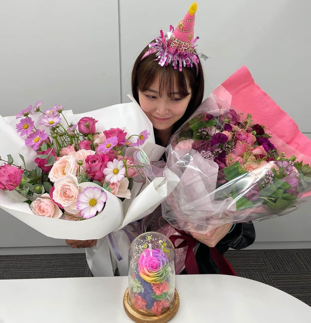 白間美瑠のインスタグラム：「happy❤️🍰💐 ありがとうございます！！」