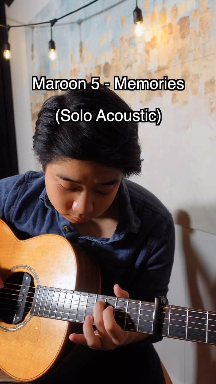 Eden Kaiのインスタグラム：「Maroon5 - Memories ⁣ ⁣ Solo Acoustic Guitar Cover ⁣ ⁣ ⁣ #maroon5 #acousticguitar #アコギ #fingerstyle #fingerstyleguitar #sologuitar ⁣ #instrumental #instrumentalmusic」