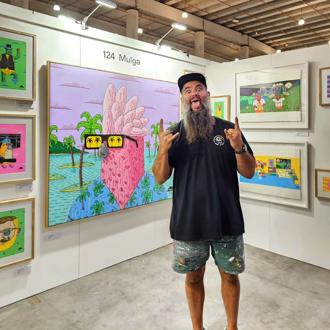 MULGAのインスタグラム：「Rocking and rolling in my booth at the @theotherartfair 🤘😎🤘⁣ ⁣ Big cheers to all those that came by and supported with purchases of my art. If you can't make it all the originals artworks are also available on my website. ⁣ ⁣ Last day is Sunday, who's coming!? ⁣ ⁣ #mulgatheartist #theotherartfair #artfair」