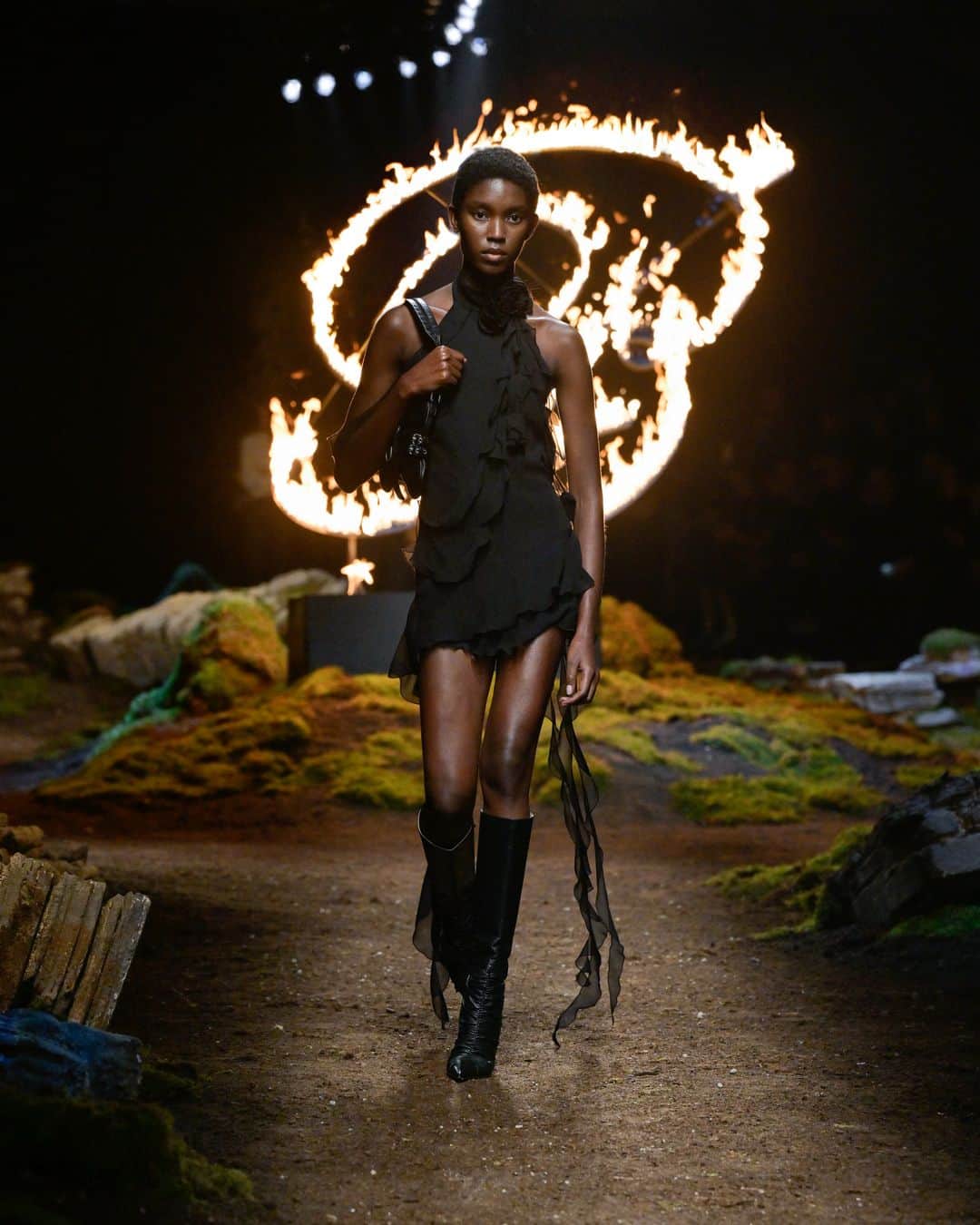 のインスタグラム：「FALL WINTER 2023⁣ ⁣ Check out the new, standout pieces from Blumarine Fall Winter 2023 show collection by @nicola_brognano, now available at blumarine.com⁣ ⁣ #Blumarine #BlumarineFW23」