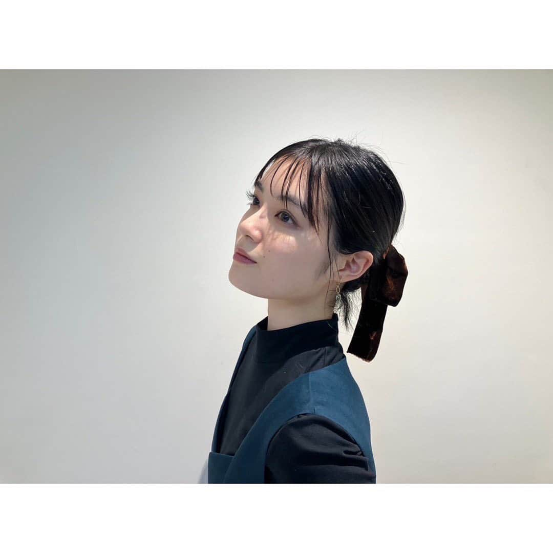 吉田美月喜さんのインスタグラム写真 - (吉田美月喜Instagram)「☽ 日本橋高島屋S.C.でのトークショー来てくださった皆様ありがとうございました。 アイヌ文化や映画のこと、知里幸恵さんについて沢山お話しさせていただきました！  北海道先行公開日は11/23 東京公開日は来年の1/26となります！ 是非観にきてください☺︎  #PR #映画 #カムイのうた #トークショー #日本橋高島屋 #吉田美月喜 #yoshidamizuki #yoshida #mizuki」10月14日 20時07分 - mizukiyoshida_official