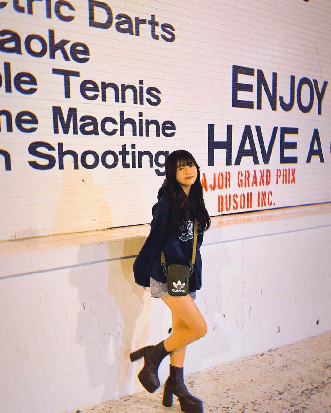 のインスタグラム：「🎱🖤 大慶園に遊びに行ってきた〜✌🏻  フシギダネのポーチ1発で取れちゃった＾＾ 色んなことして楽しめるから無限に入れちゃうかも🤭  ❤︎‬┈┈┈‪‪❤︎‬┈┈┈‪‪❤︎‬┈┈┈‪‪❤︎‬┈┈┈‪‪❤︎‬‪‪‬┈┈┈‪‪❤︎‬┈┈┈‪‪❤︎‬  💎PureGi公式アカウント💎 @puregi_official #PureGi #ぷれっぢ #アイドル #ALICE #紫担当  . #ありるん #VINEYARD #ヴィンヤード #08 #jc3 #中学生 #女子中学生 #雰囲気 #垢抜け #黒髪 #ロング #おすすめ #ありすたぐらむ」