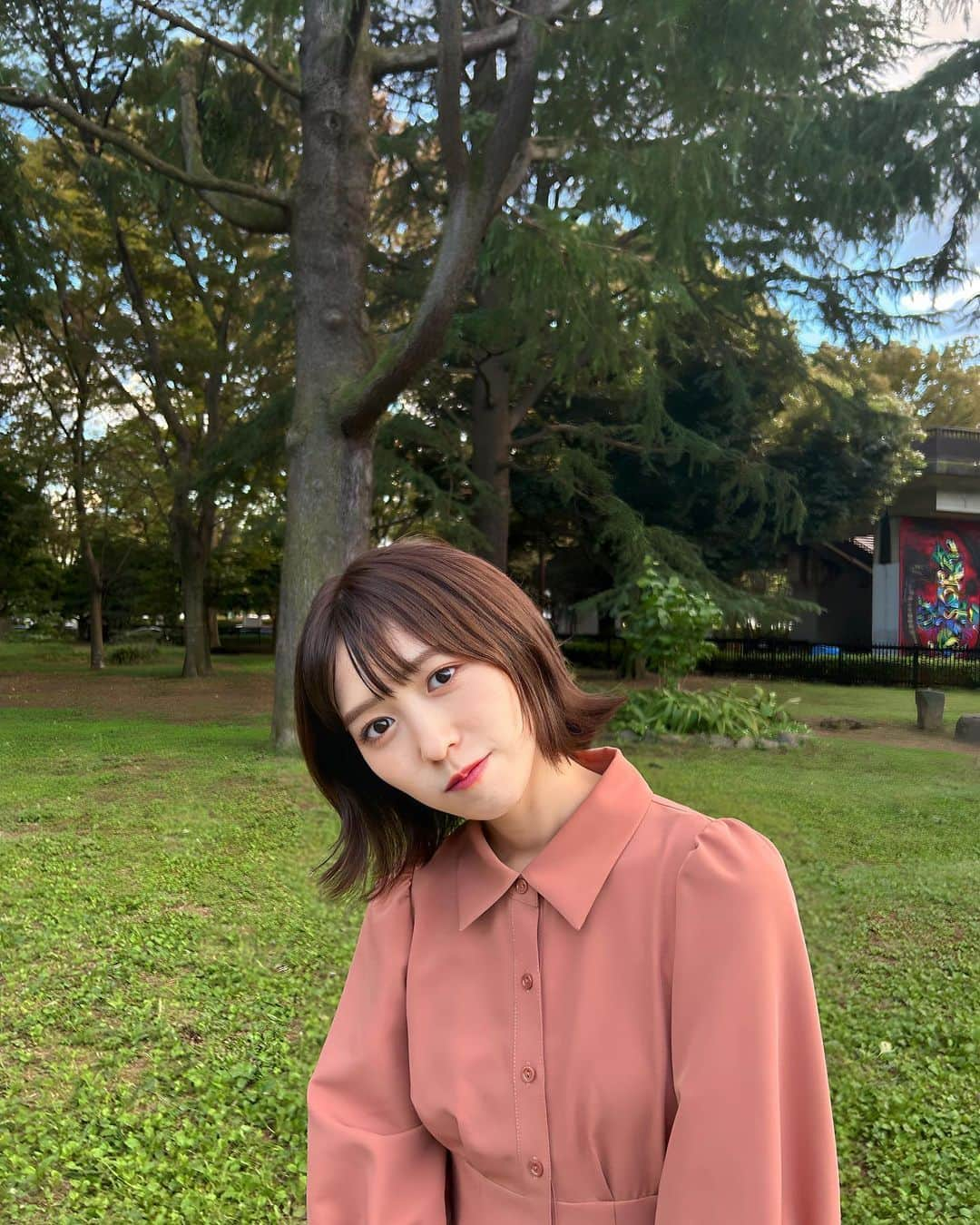 小泉遥香さんのインスタグラム写真 - (小泉遥香Instagram)「￤𝓼𝓱𝓸𝓻𝓽…💘💇‍♀️  もう見慣れちゃった？  #ショート #ショートヘア  #秋 #私服#ショート女子 #イメチェン #tokisen #short #shorthair #idol #autumn」10月14日 20時34分 - haruka_koizumi_official