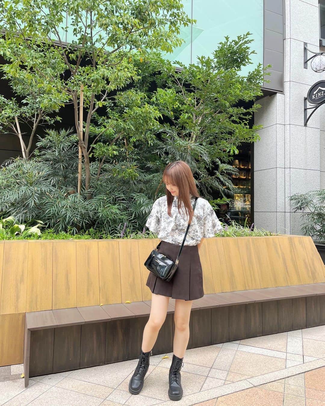 佐久間乃愛さんのインスタグラム写真 - (佐久間乃愛Instagram)「︎✿ 秋コーデ🌰  @gu_for_all_ のミニスカートシルエットが綺麗で脚細長く見える👀‎🤍  #のあなりコーデ #秋コーデ」10月14日 20時35分 - noa_sakuma
