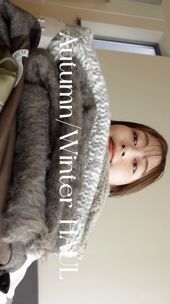 のインスタグラム：「秋服、冬服購入品🧶YouTubeにてご紹介してます🫶🏻 見てね〜  #購入品 #秋服 #冬服」