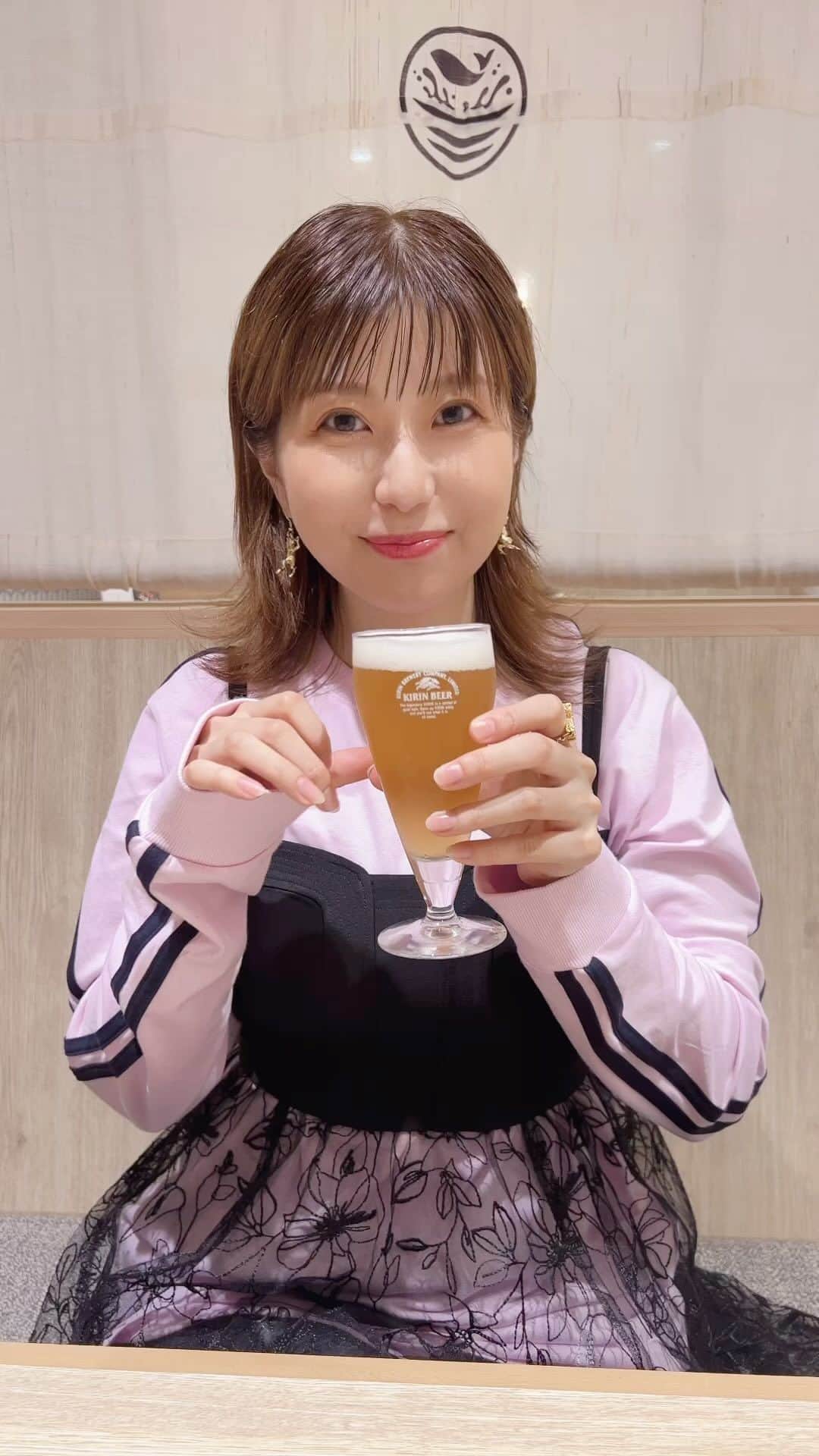 天野麻菜のインスタグラム：「ビール女子。3630」