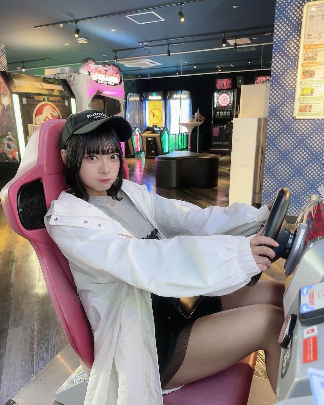 山田寿々のインスタグラム：「. ⁡ ⁡ マリカー勝負しよ！‪‪❤︎‬ ⁡ ⁡ #ootd #アイドル #外ハネボブ #外ハネ」