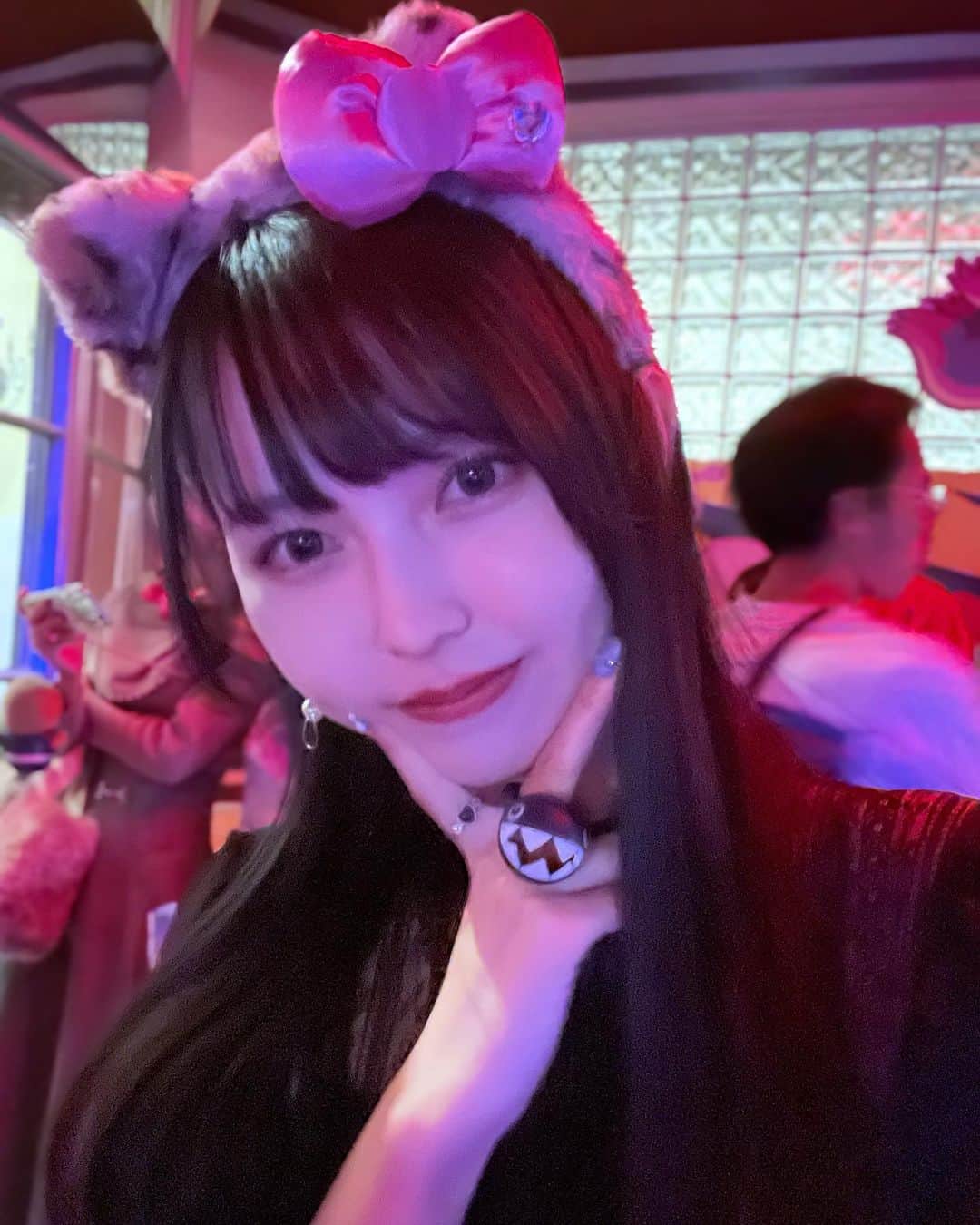 林咲希のインスタグラム：「ユニハロの照明天才💡 ノーマル+ナイトモードおすすめ🧸💍」
