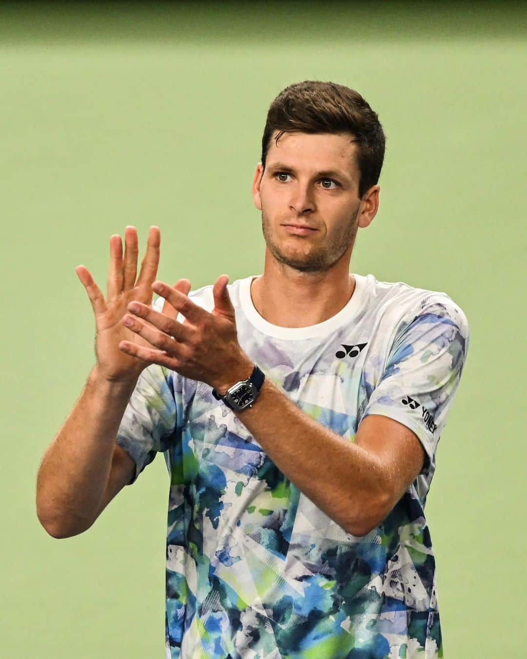 フベルト・フルカチュのインスタグラム：「It really means a lot to be back in a M1000 final! Thank you guys, see you Sunday 👋 谢谢  📸: Lintao Zhang/ Getty Images | Hector Retamal/AFP」