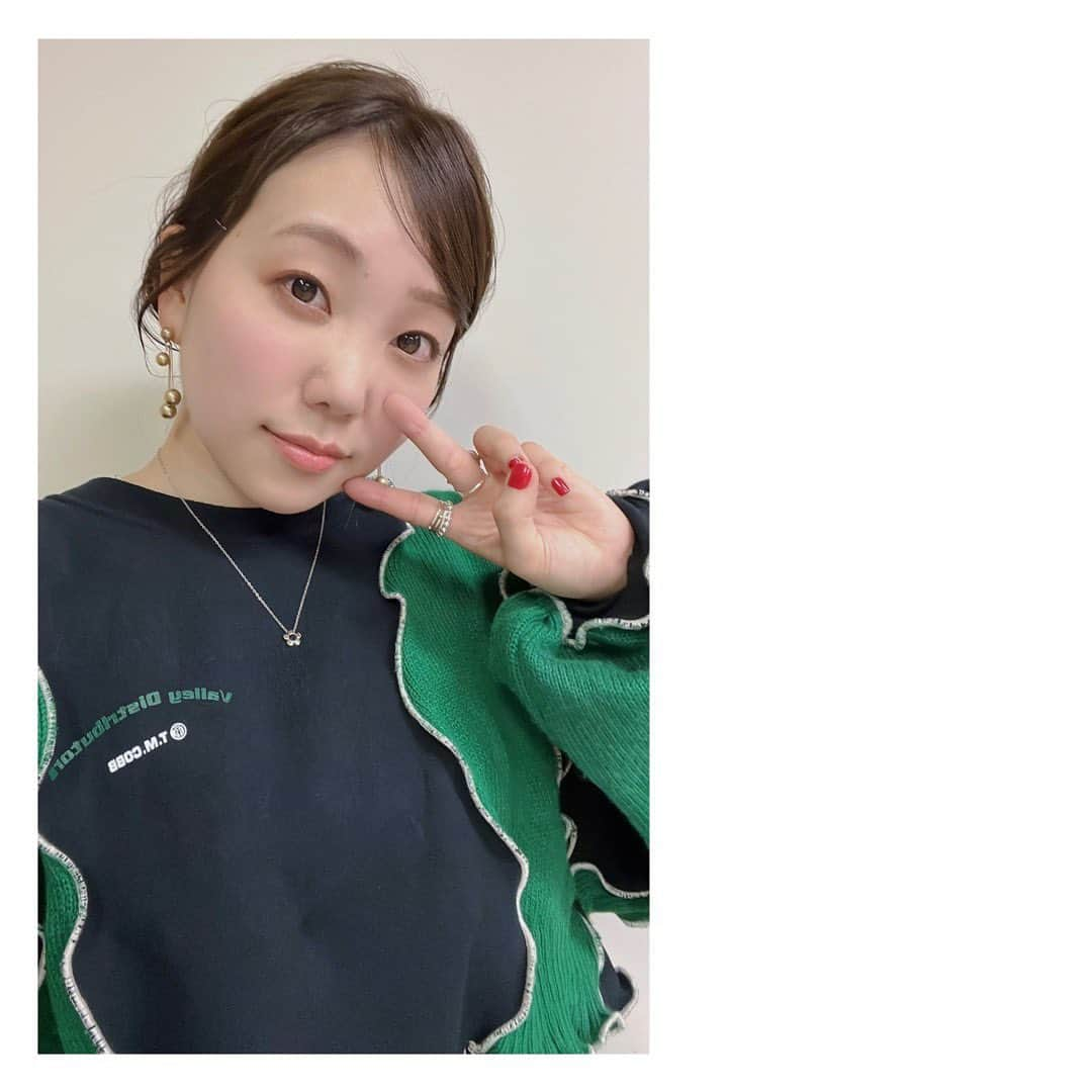 小原好美さんのインスタグラム写真 - (小原好美Instagram)「学習院大学さんにて、 上坂すみれちゃんと小原でのトークショーが行われました✨  来てくださった皆さん、そして学習院の皆さん、本当にほんとにありがとうございました！  2人でのイベントは今年２回目だったので、いつもの2人の様子をお届けできたし、何より私達がとても楽しかったです♡  そしてスタッフの学生の皆さんが暖かくて嬉しいのと感謝の気持ちでいっぱいです。  最後の写真撮影で緊張がとけた皆さんとのやりとり、とーっても楽しかったですよ✨  そして楽屋のウェルカムボードに メッセージカード。 嬉しかったです、ありがとうね。  来てくださった皆さんも、そして学習院の皆さまにも是非またお会いしたいので、今度は私が出るイベントにお越しください…✨  また会えるの楽しみにしてますね♫  #学習院大学 さま #ありがとうございました #すみぺ #上坂すみれ #コメントありがとう #いつもありがとう」10月14日 21時23分 - konomi_kohara0628