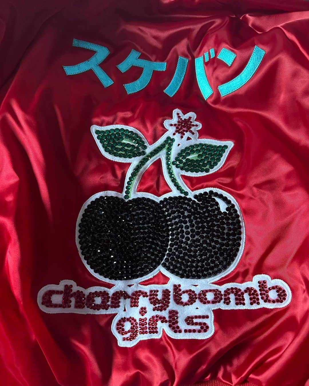 オランピアルタンさんのインスタグラム写真 - (オランピアルタンInstagram)「The Cherry Bomb Girls! 🍒💣 @sukeban_world 📸 of the girls by @jirokonami #thisissukeban #crushyuu #supersonic #rikoblondie」10月14日 21時41分 - olympialetan