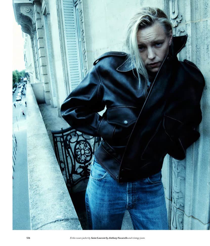 エリカ・リンダーのインスタグラム：「@holidaymagazine With my Parisian lover @riannevanrompaey 📸 @robingaliegue @emmanuellealt @yoko_setoyama @hannah_murray1 @atelierfranckdurand」