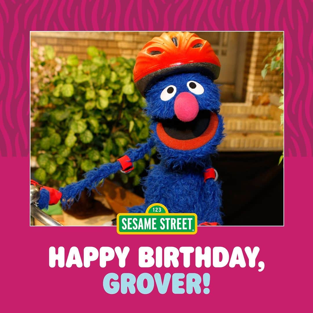 セサミストリートさんのインスタグラム写真 - (セサミストリートInstagram)「Happy birthday, Grover! Your only job today is to enjoy your special day with all your friends on Sesame Street! #HappyBirthdayGrover」10月14日 22時00分 - sesamestreet