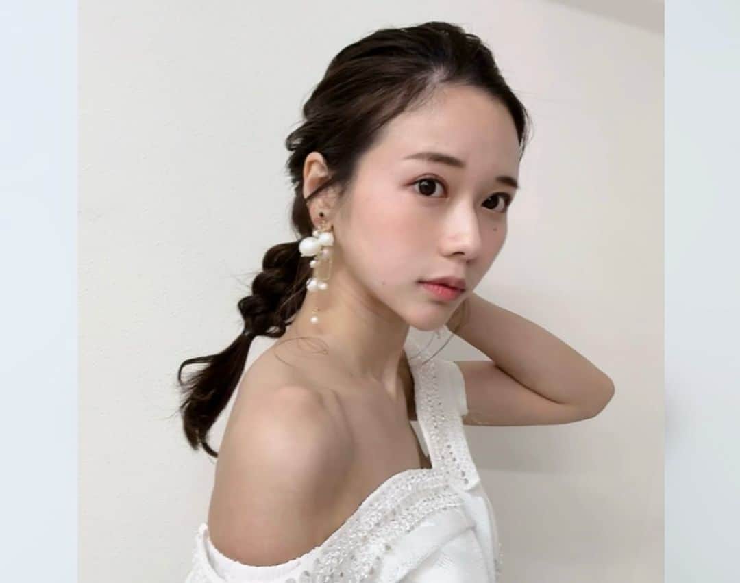 のインスタグラム：「先日とある撮影で着る機会があったドレス👗 前にブライダルモデルやってた時もかわいいドレス沢山着せてもらったけど、 やっぱりドレスって中々着られないし、とてもテンション上がる(^^)  #ブライダル #ブライダルモデル #ウェディングドレス #大人女子 #ブライダルヘア」
