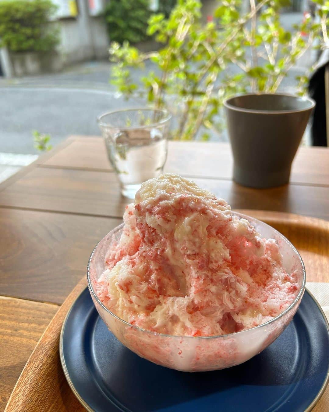 團遥香のインスタグラム：「まだまだかき氷食べてる😋 元気にいきましょーっ」