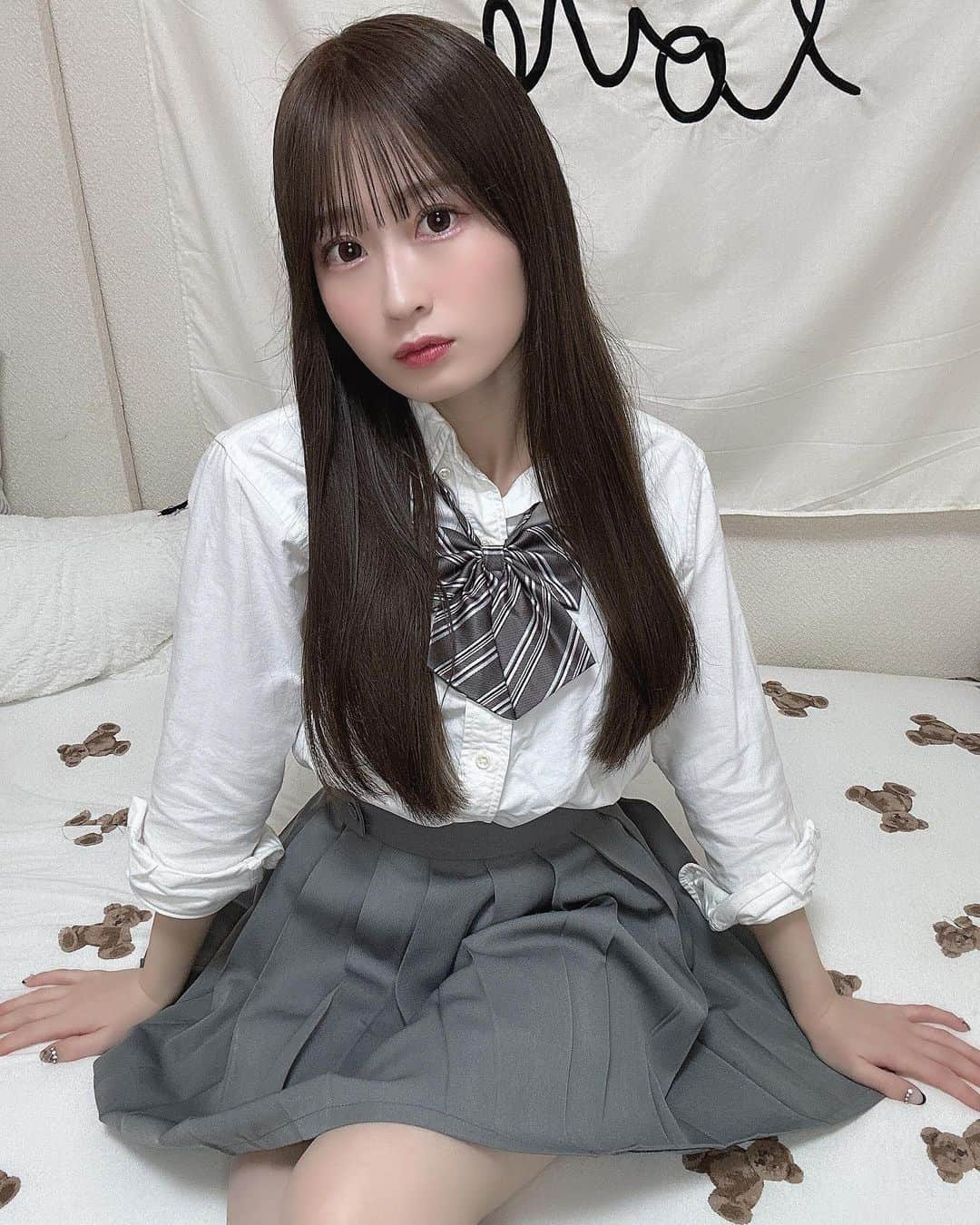 佐野心音のインスタグラム：「制服」