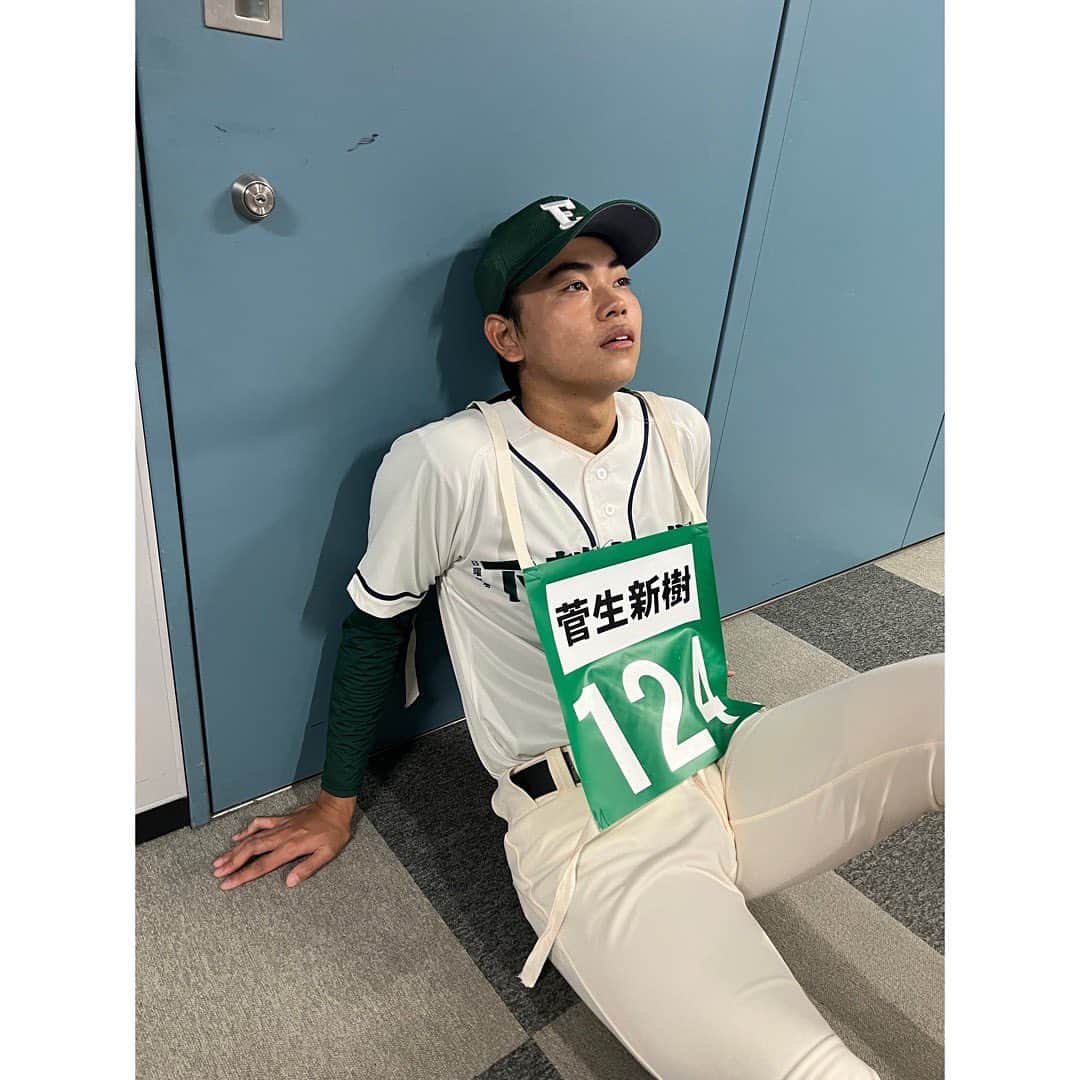 のインスタグラム：「#オールスター感謝祭2023秋   赤坂5丁目ミニマラソン  ありがとうございました！！  忘れることのない最高の思い出になりました！！  写真は走り終わった後です笑  いよいよ、明日 #下剋上球児 初回放送です！！！  是非、ご覧ください〜！！！  #日曜劇場  #下剋上球児  #菅生新樹」