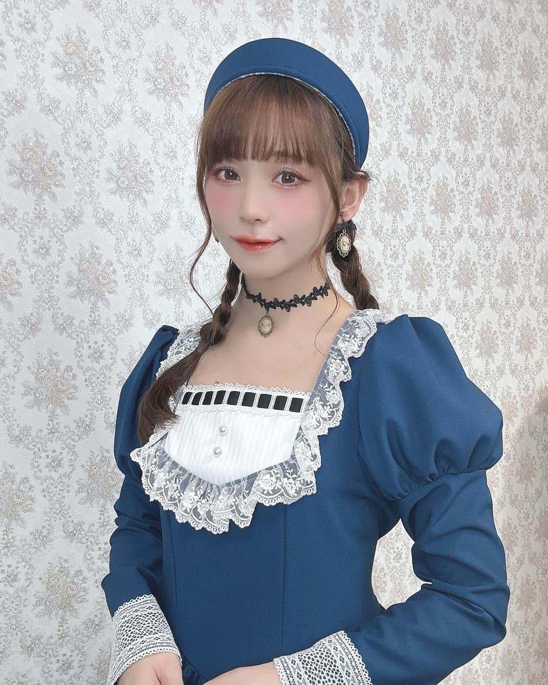 深澤翠さんのインスタグラム写真 - (深澤翠Instagram)「marcHenTica by Hiroko Tokumine 💎エスメラルダワンピース  https://www.hirokotokumine.com/  @hirokotokumine   #lolitafashionstyle  #ロリィタ」10月14日 22時40分 - midorifukasawa