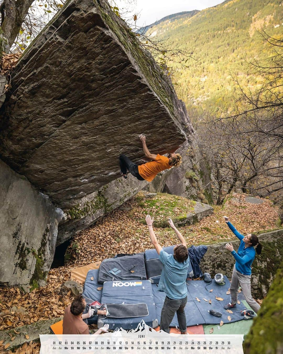 スターシャ・ゲージョさんのインスタグラム写真 - (スターシャ・ゲージョInstagram)「@clem_lechap during our last year #photoshooting for @unparallelup and now in the brand new #bouldern #kalender from the one and only @klettern_shop  #bouldering  #boulder  #boulderlife  #bouldershoulders  #bouldern  #bouldering_pictures_of_instagram  #bouldering_is_my_passion  #boulderproblems  #ticinoboulder  #boulderphotographer  #boulderlove  #klettern #kletternmachtglücklich  #kletterfotografie  #climbing  #climbing_is_my_passion   #nikondach  #nikonpro  #nikonswitzerland  #nikoneurope  #loweprocapturelife  #lowepro  #imagingtalk  #moodcase  #gridon  #gitzoinspires  #sandisk  #memorycards   @arkose.climbing  @planetmountain  @planetgrimpe  @8a.nu  @vertical.life.climbing  @frictionlabs  @klettern.magazin  @climbingmagazine  @summit.journal  @climaxmagazine_official  @grimpermag  @climbskinspain   @nikoneurope @nikondach @nikonproeurope  @moodcase.io  @sandisk  @profot.ch  @graphicartschweiz  @gridon.ch  @imagingtalk  @gitzoinspires  @gitzoswitzerland  @loweprobags  @loweproswitzerland」10月14日 22時51分 - gejostasa