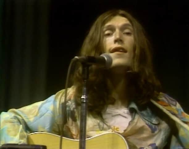 スティーヴ・ウィンウッドのインスタグラム：「Traffic - "Rainmaker" - Live At The Santa Monica Civic Auditorium, 1972」