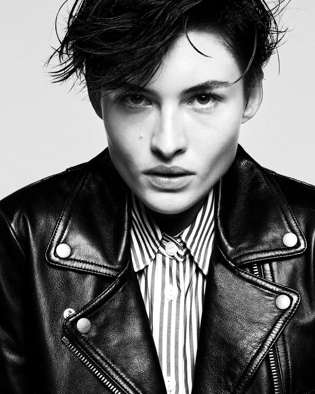 ラグ&ボーンのインスタグラム：「LEATHER-OBSESSED. Our obsession with leather dates back to the inception of the brand. It’s something everyone should have, “the perfect leather jacket.”」