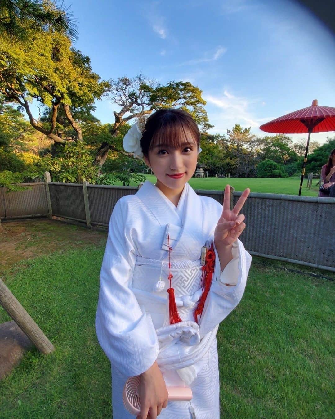 矢吹奈子のインスタグラム：「18歳、新妻、不倫します。 テレビ朝日で本日深夜2:30から放送スタートします！！☀︎ ABCテレビでは明日23:55〜！  すれ違いながらも少しずつ心を通わせていく煌と明花の恋の展開に注目していただけたらと思います💟  放送後にはTVerで見逃し配信されます！ 是非ご覧ください👀 (Netflix、huluでもご覧いただけます☺︎) @niiduma_furin」