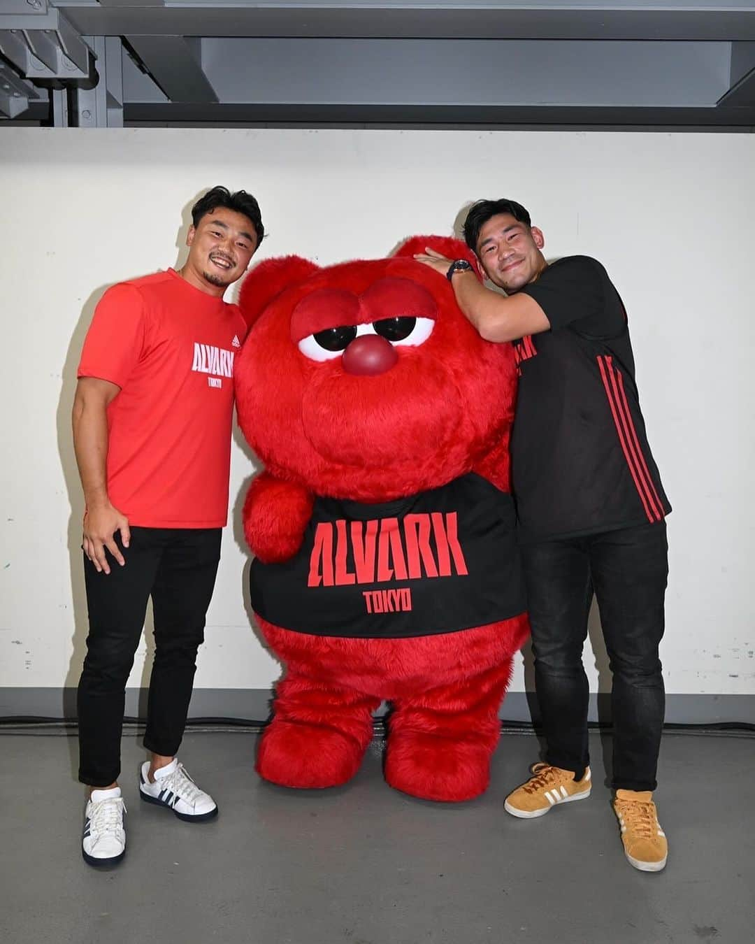 尾崎晟也さんのインスタグラム写真 - (尾崎晟也Instagram)「アルバルクの開幕戦！ 観戦してきました🏀  演出とか会場の雰囲気が最高やったな〜！  また観に行にいく！！ @zackab10   @adidastokyo @adidasbasketball @alvark_tokyo」10月14日 22時58分 - o.se1ya